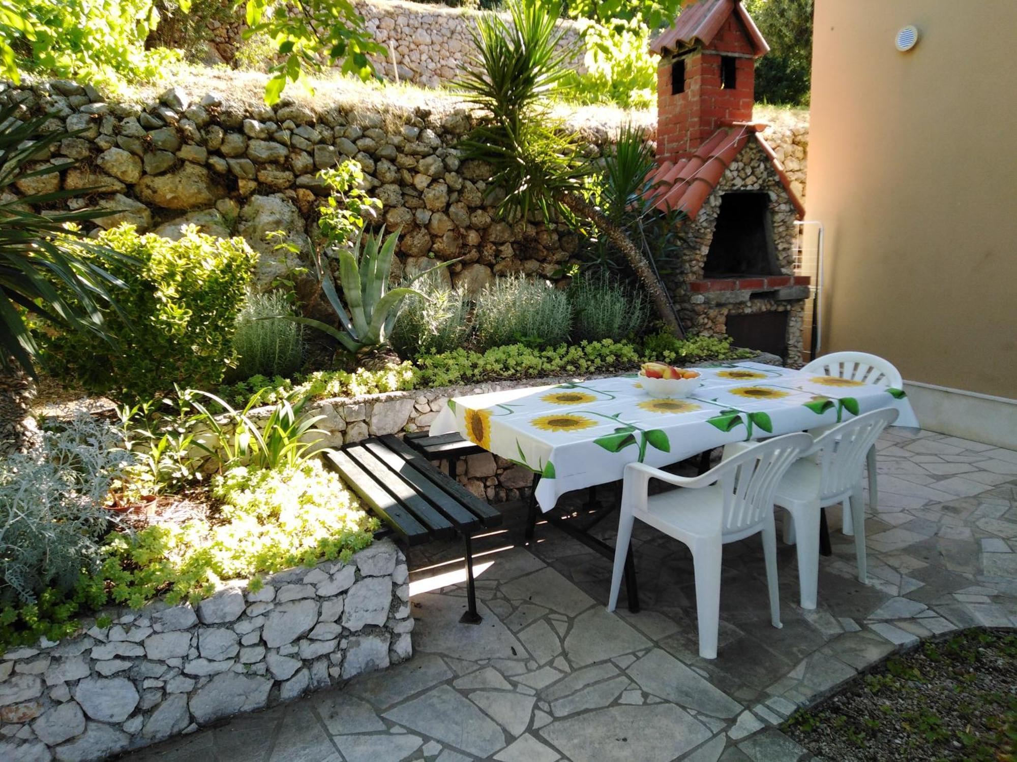 Holiday Home Sunce พิสัก ภายนอก รูปภาพ